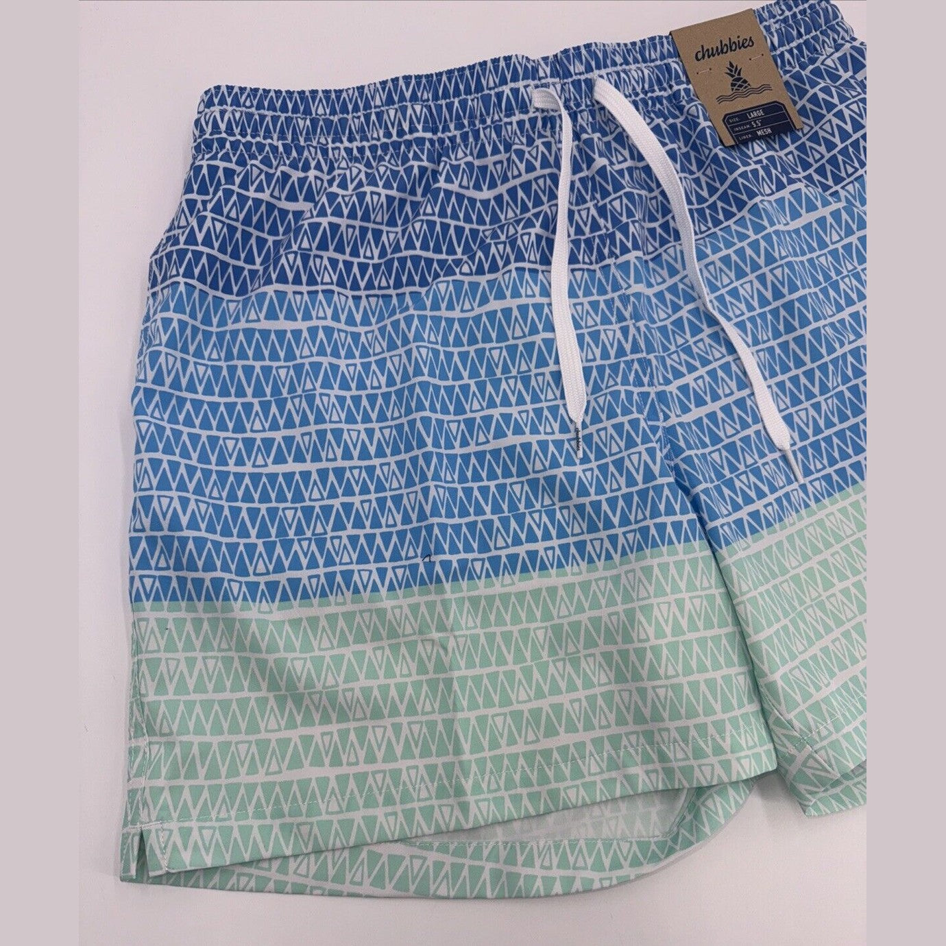 $70 Chubbies The Ocean Trifectas 5.5" Inseam Swim Trunks- Multi -Large -New Tag