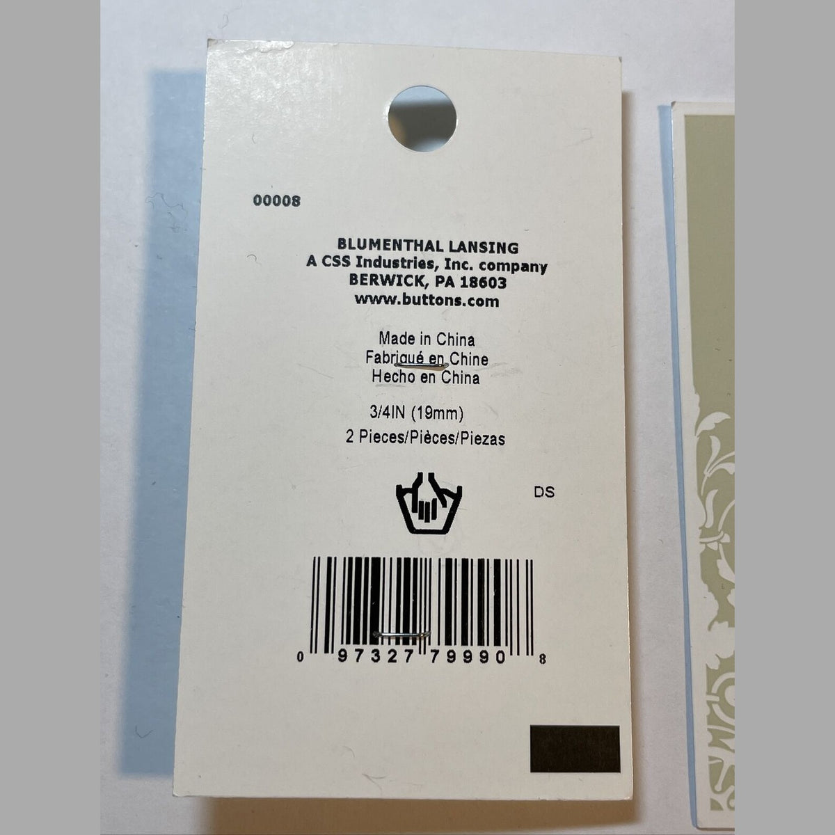 Lot Of 2 Cards La Mode rhinestones Flower 19mm Buttons 00008 2-Count