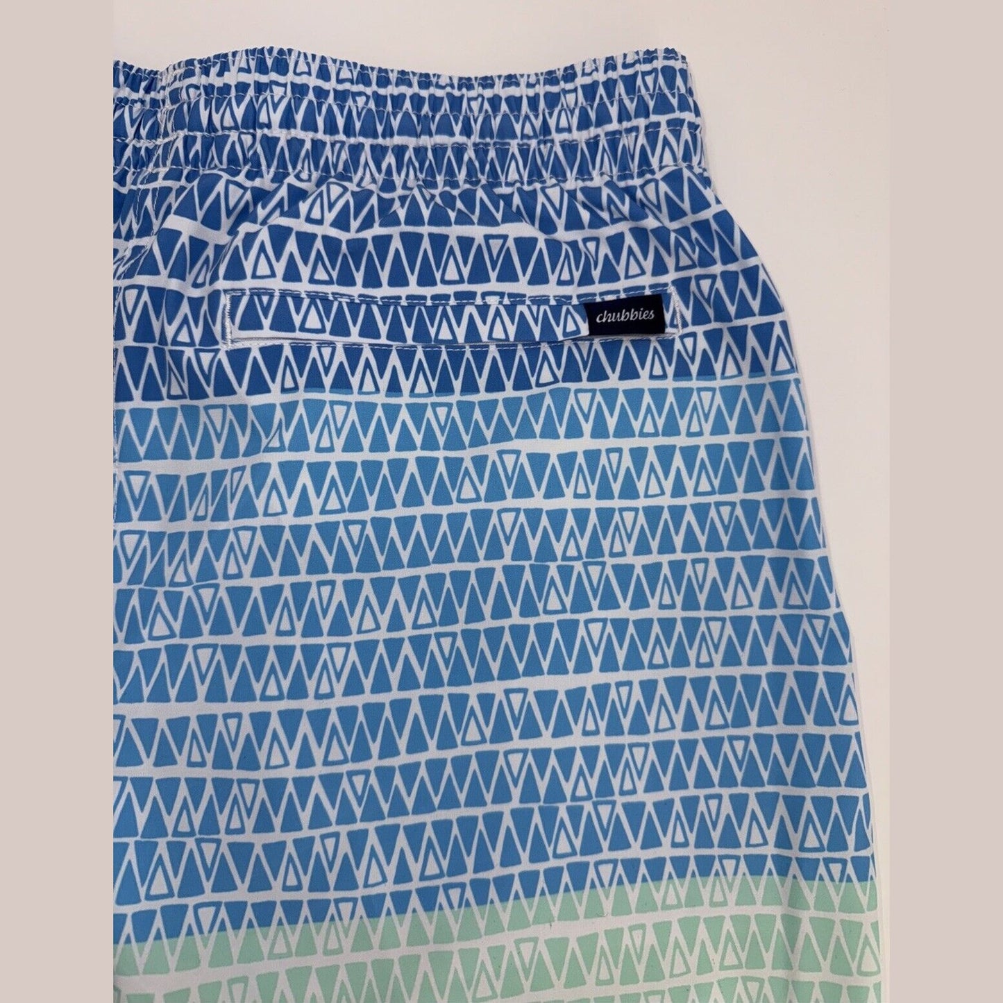 $70 Chubbies The Ocean Trifectas 5.5" Inseam Swim Trunks- Multi -Small -New Tag