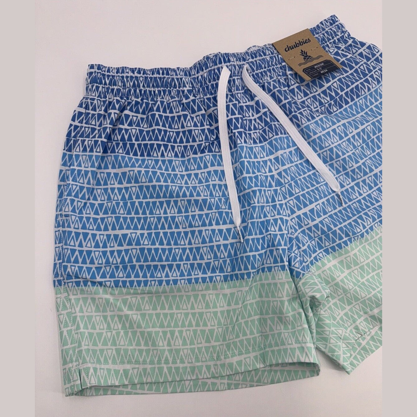 $70 Chubbies The Ocean Trifectas 5.5" Inseam Swim Trunks- Multi -Medium-New Tag