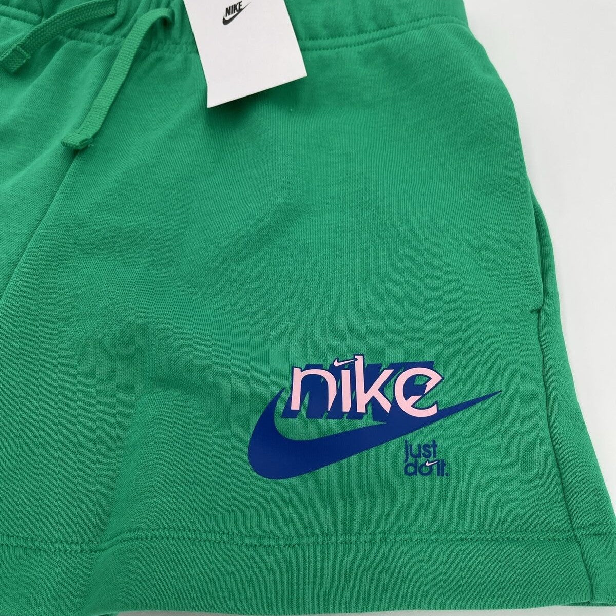 $50 Nike Women’s Sportswear Club Fleece Graphic Shorts - Green- Small- New Tag