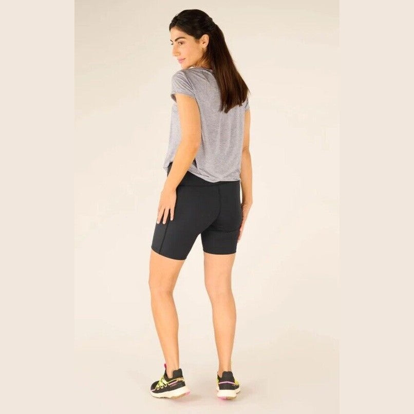 $59 Sherpa Women's Sahasa Stretchy Active Sporty Shorts- Black- Medium- NWT