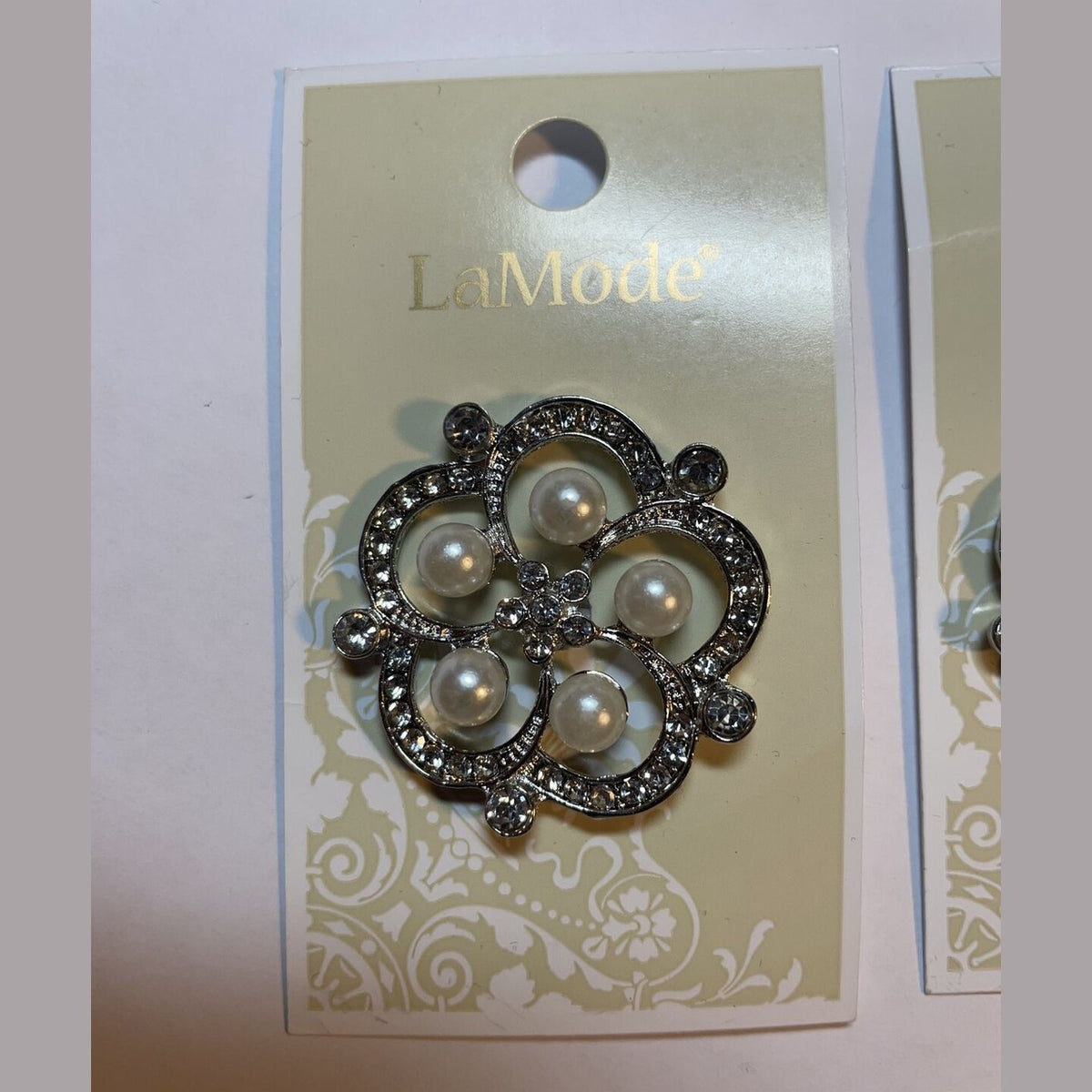 Lot Of 2 Cards La Mode Pearl rhinestones 34mm Buttons 00014  - 1 Count