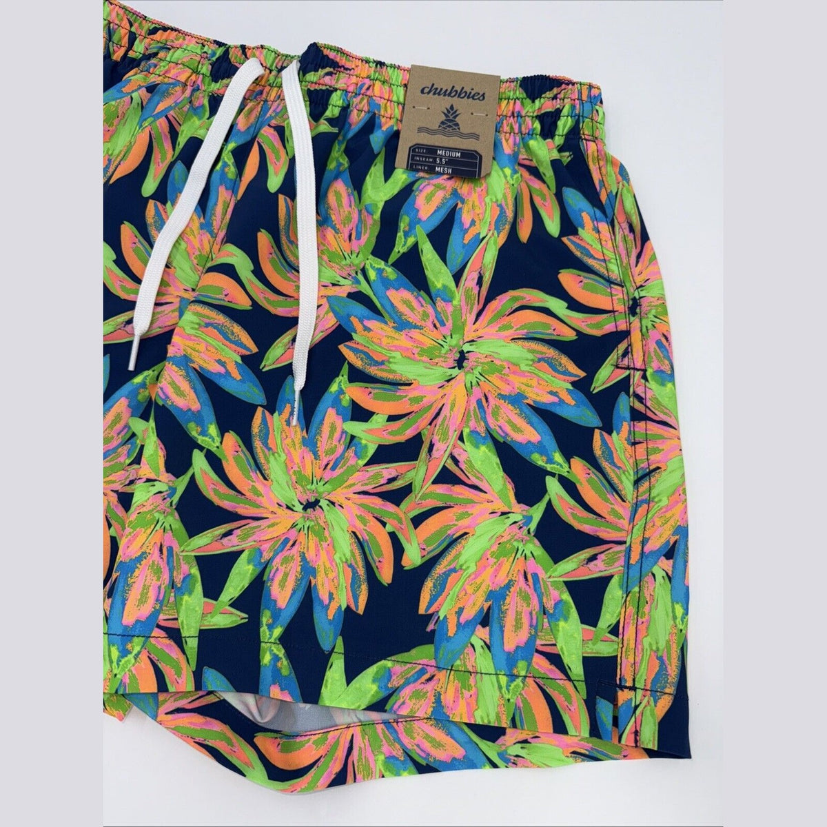 $70 Chubbies The Ocean Flowers 5.5" Inseam Swim Trunks-Multi -Medium-New Tag