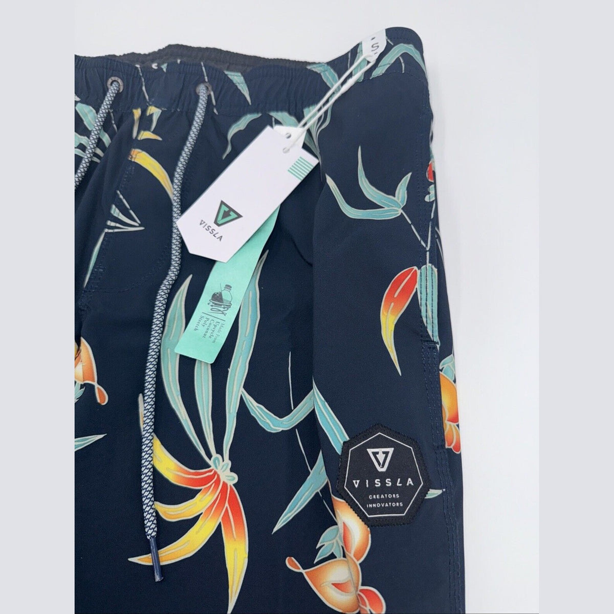 $60 Vissla Men’s Shoots Ecolastic Volley 17.5” Board Shorts-  Navy - Small -New