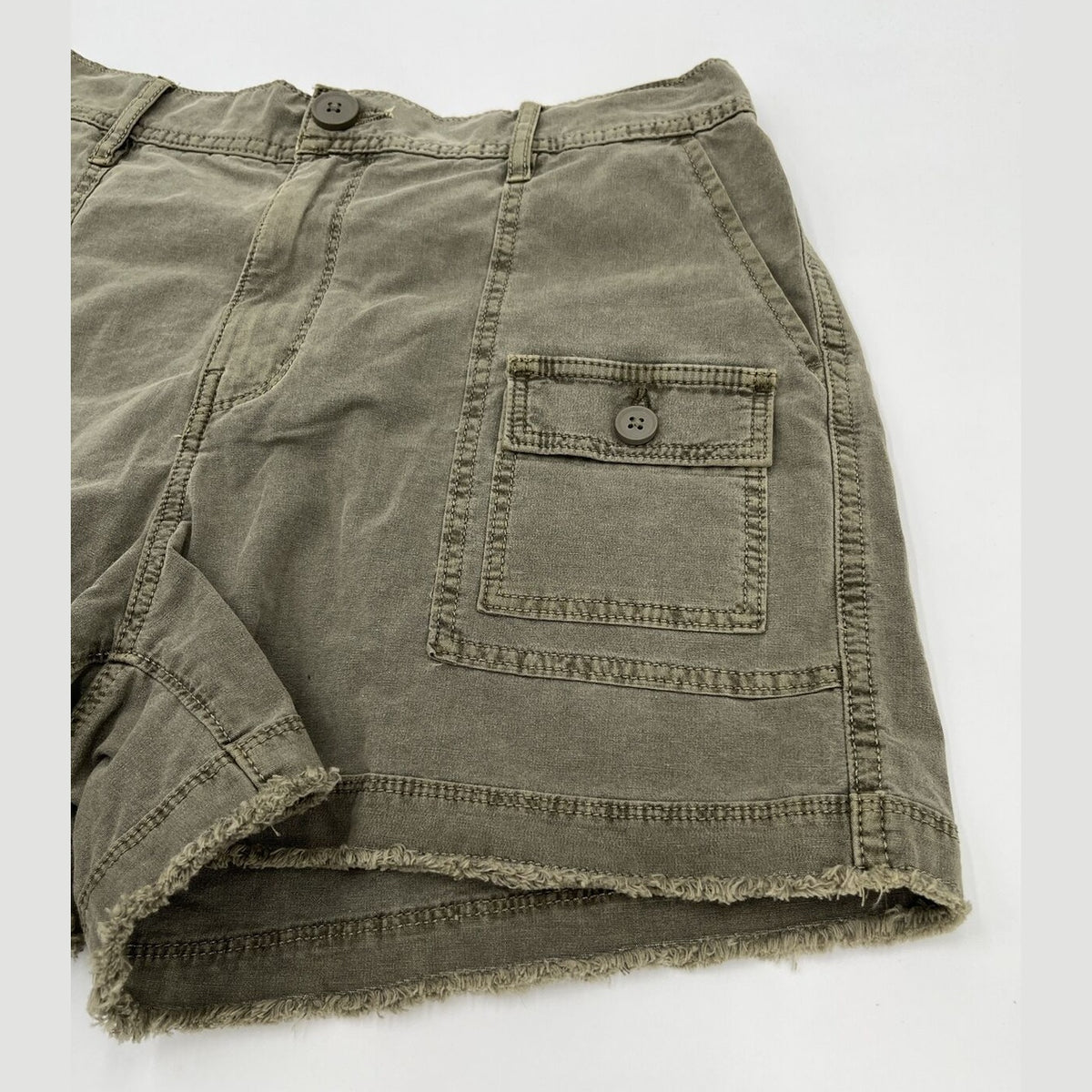 $28 SO Juniors' Women’s High Rise MIDI Utility Shorts- Olive- Size: Medium -New