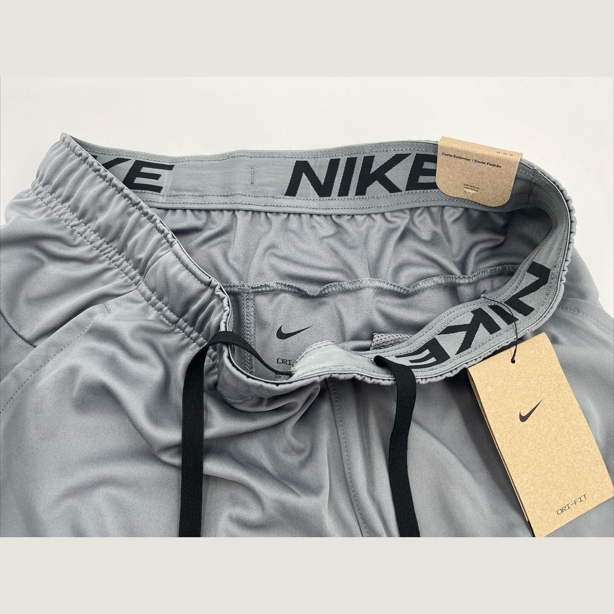 NIKE Men's Totality Dri-FIT Tapered Versatile Pants-Smoke Grey- Small-New $55