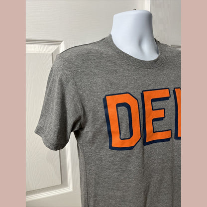 Where I’m From Men’s Denver Soft Cotton T Shirt-Grey/Orange-Small-New