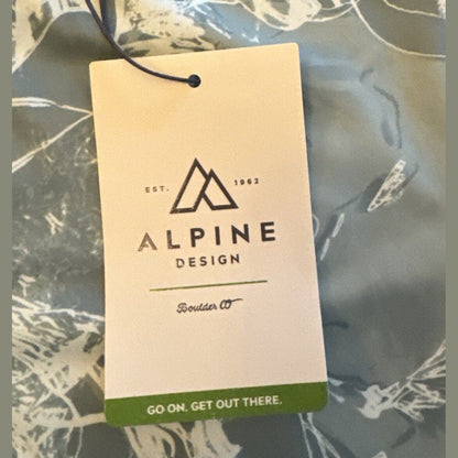 Alpine Design Women's  Oasis ½ Zip Short Sleeve Shirt - Jade Floral- Medium  NWT