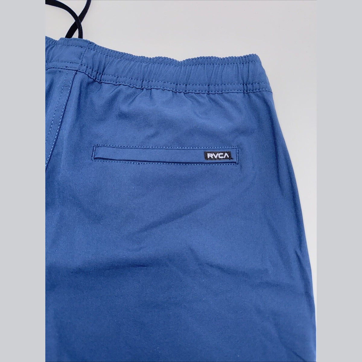 $66 RVCA Men’s Kevin Hybrid 17" Athletic Shorts- Navy - Small -New