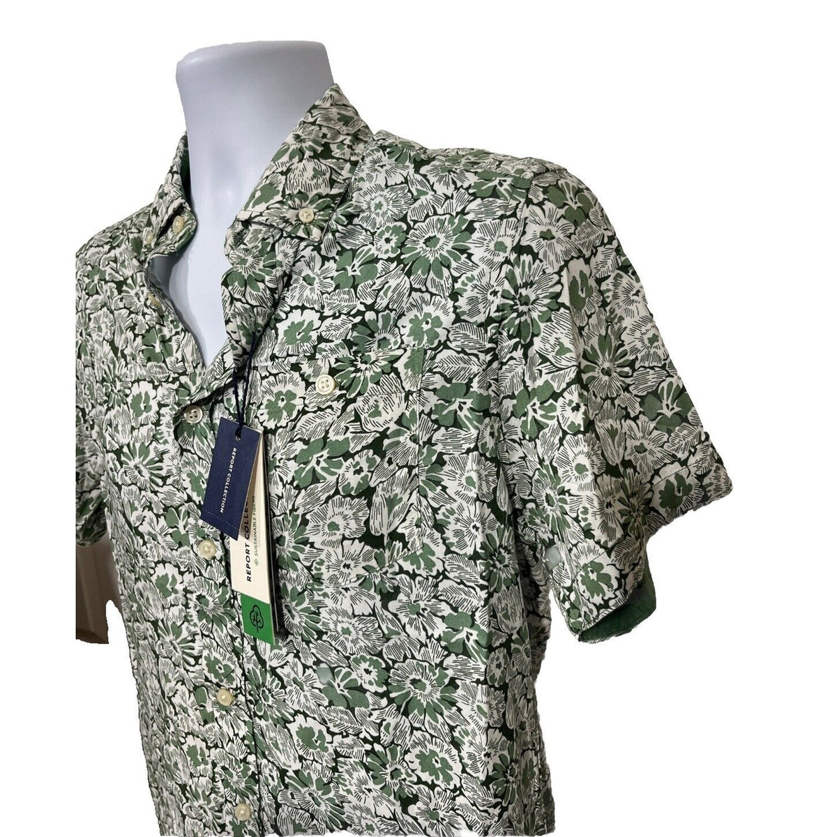 $59 Report Collection Men’s Tropical Print Short Sleeve Button Down-Green-Small