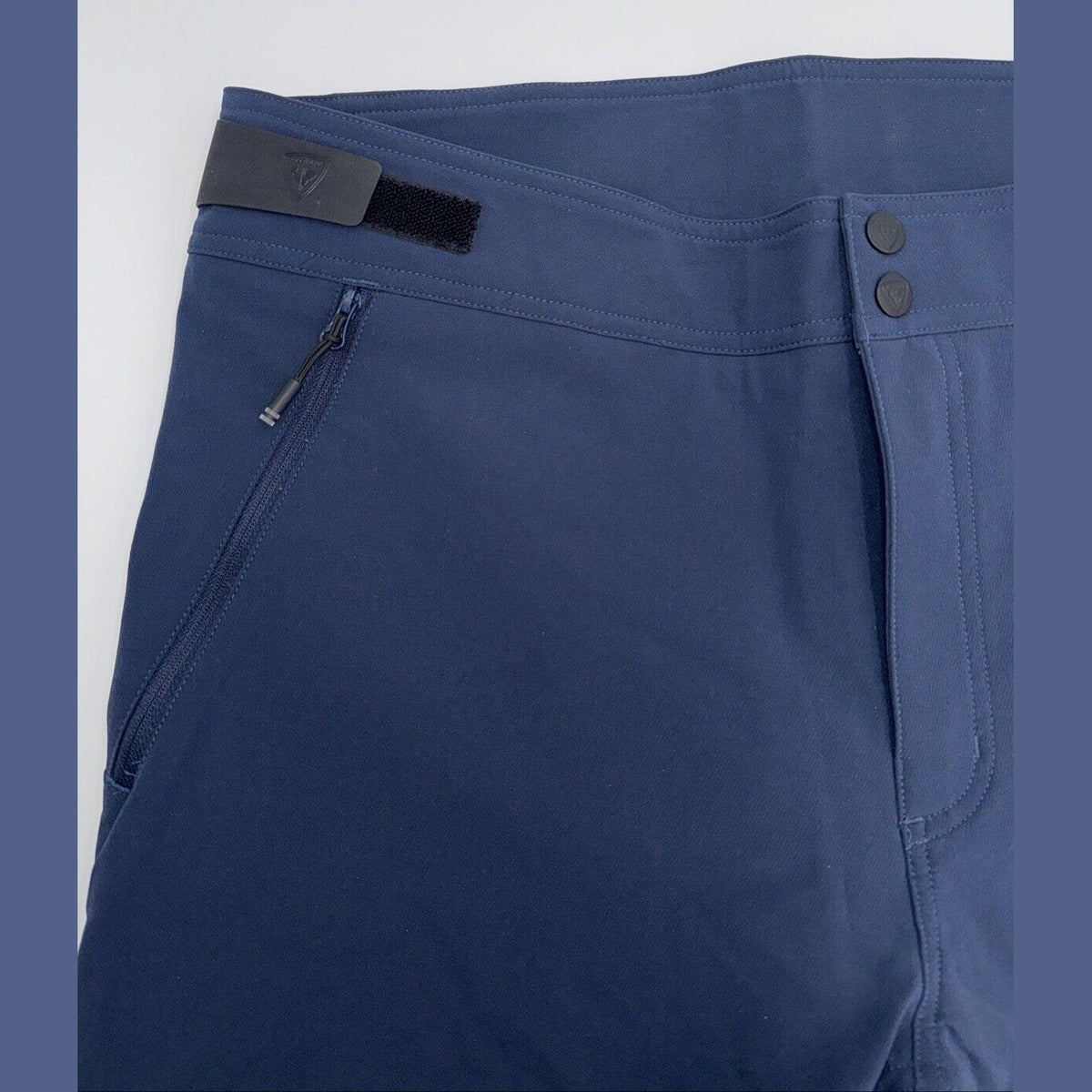 $200 Rossignol Men’s Skpr Tech Ski/ Hiking Climbing Pants- Navy- Large - New Tag
