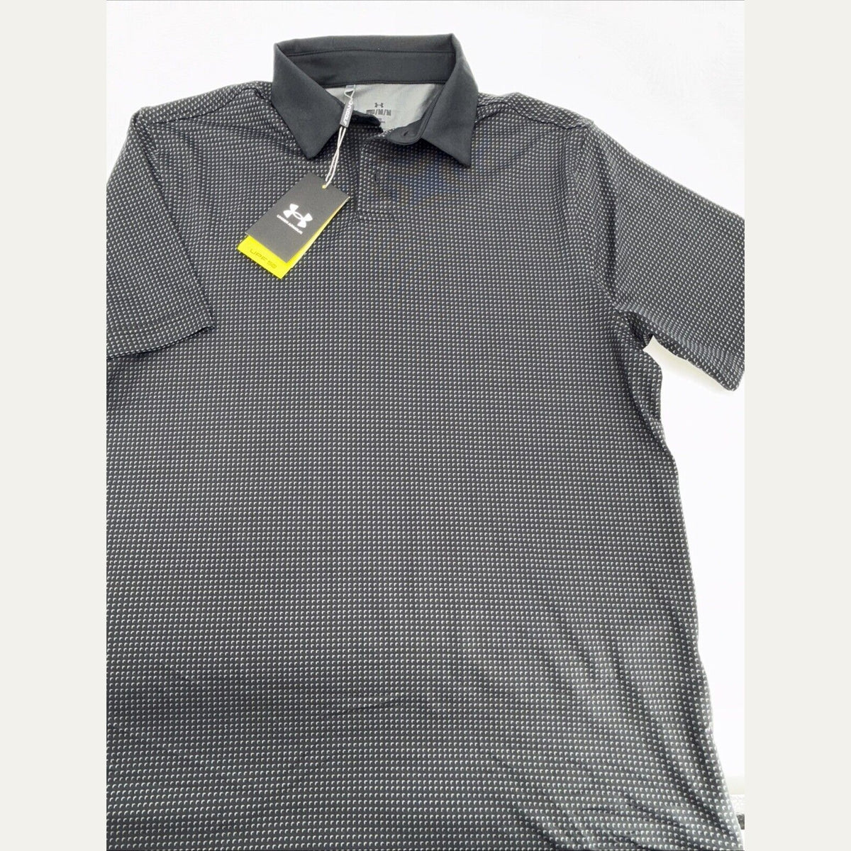 $78 Under Armour Golf Men's T2 Half Moon Polo Shirt- Black/Grey - Medium-New Tag