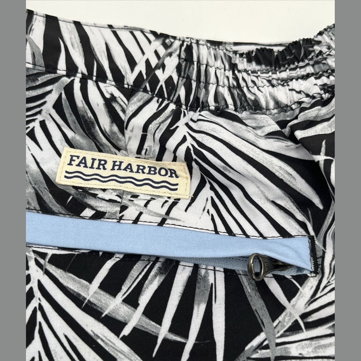 $68 Fair Harbor Men’s Palm Leaf Outdoor Casual Swim Trunks-Black/White-30W-New