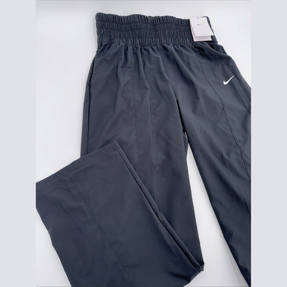 $70 Nike One Women's Woven High-Waisted Pants- FB5018- Black- Large - New