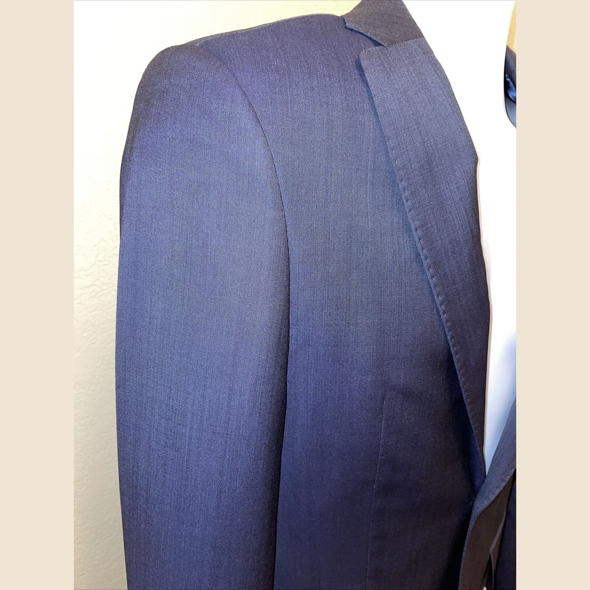 DKNY Men's Lexington “Derek” Blue Italian Wool Jacket Size 36 Regular NWT- $525