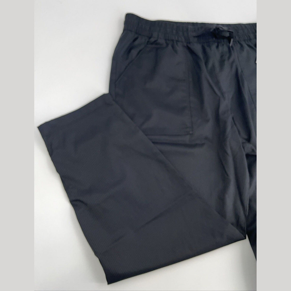 $70 Eddie Bauer Women’s Lake Town Capri Pants Lightweight-Black-Size: Medium-NWT