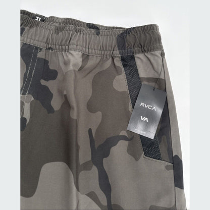 $66 RVCA Men’s Kevin Hybrid 17" Athletic Shorts- Camouflage - Medium -New