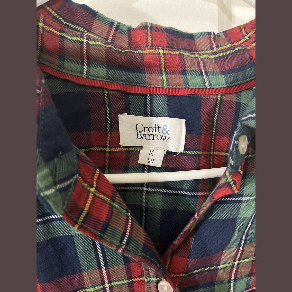 Croft & Barrow Women’s Collared Long Sleeve Button Up Shirt-Red/blue-Medium-New