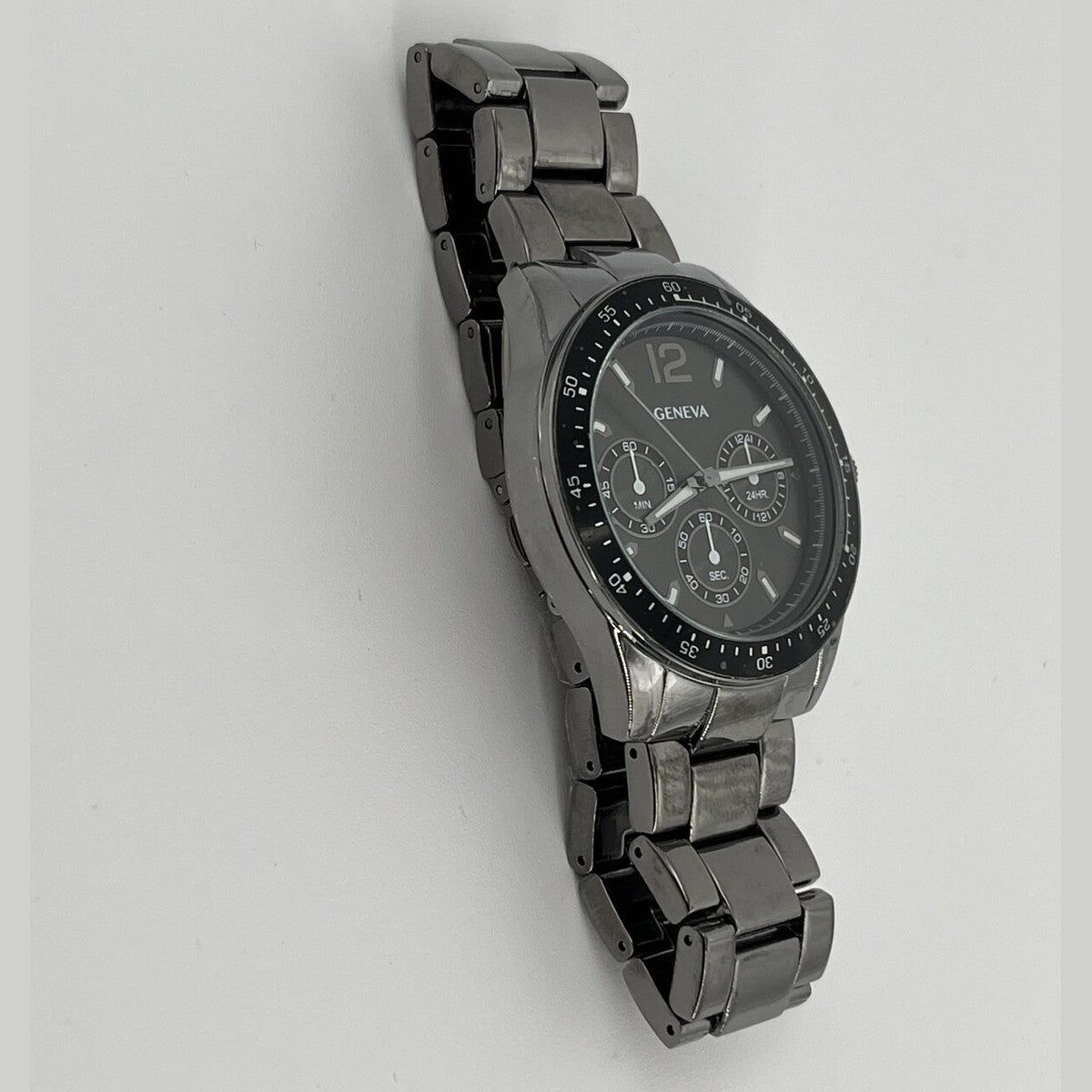 Geneva Men’s Watch Sports Business Quartz Wristwatch Luxury Edition Grey-New