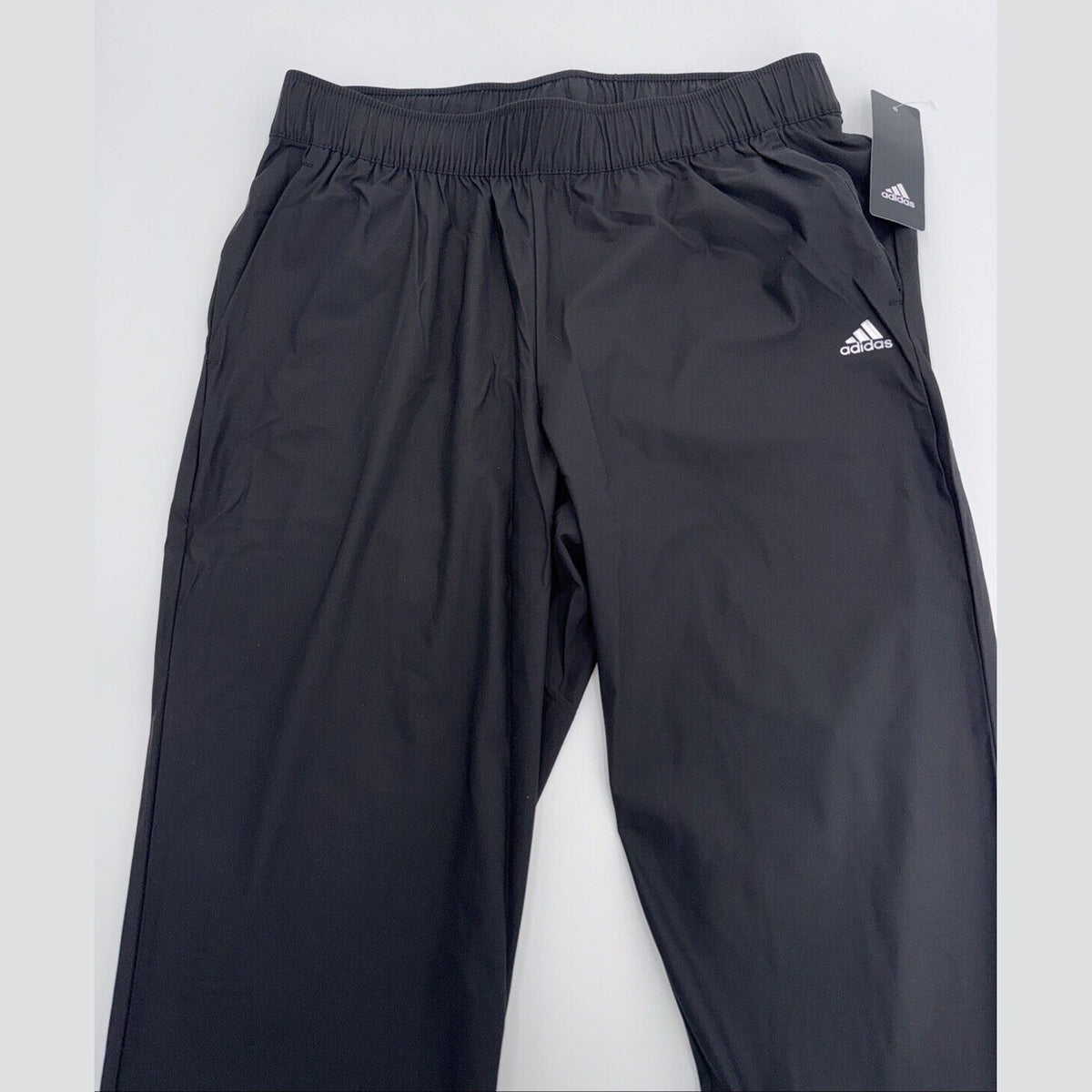$70 Adidas Women’s Essential Comfy Woven Joggers Pants- Black- Large - New Tag