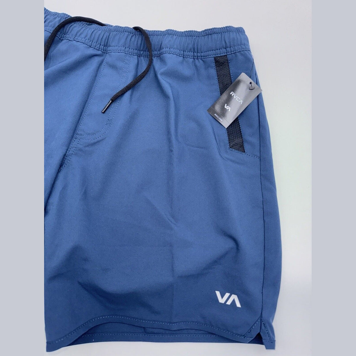 $66 RVCA Men’s Kevin Hybrid 17" Athletic Shorts- Navy - Small -New
