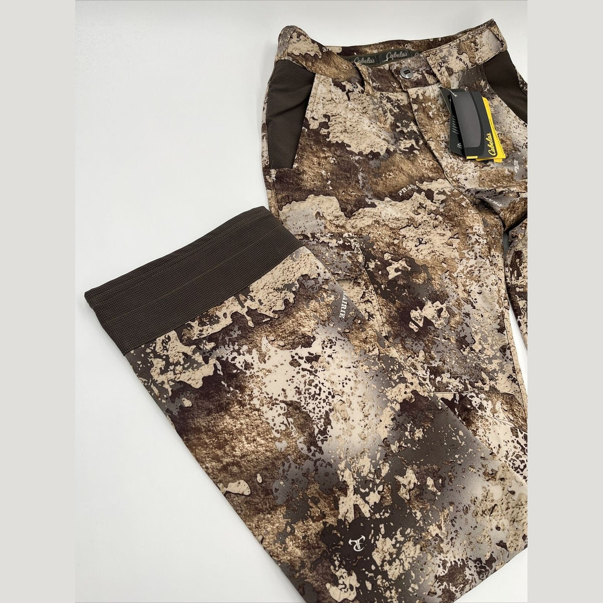 $70 Cabela’s Men’s Lightweight Performance Pants Kanati Camo-Prairie-Small-New