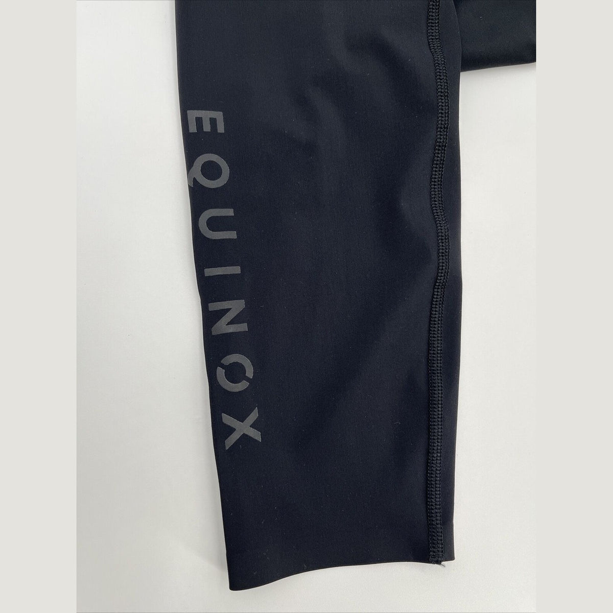 $88 Equinox Women’s Stretch Ascent Running Tights - Black- Medium - New Tags