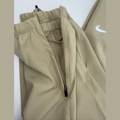 $60 Nike Form Tapered Versatile Pants Lightweight Jogger FB7497-Beige-Medium
