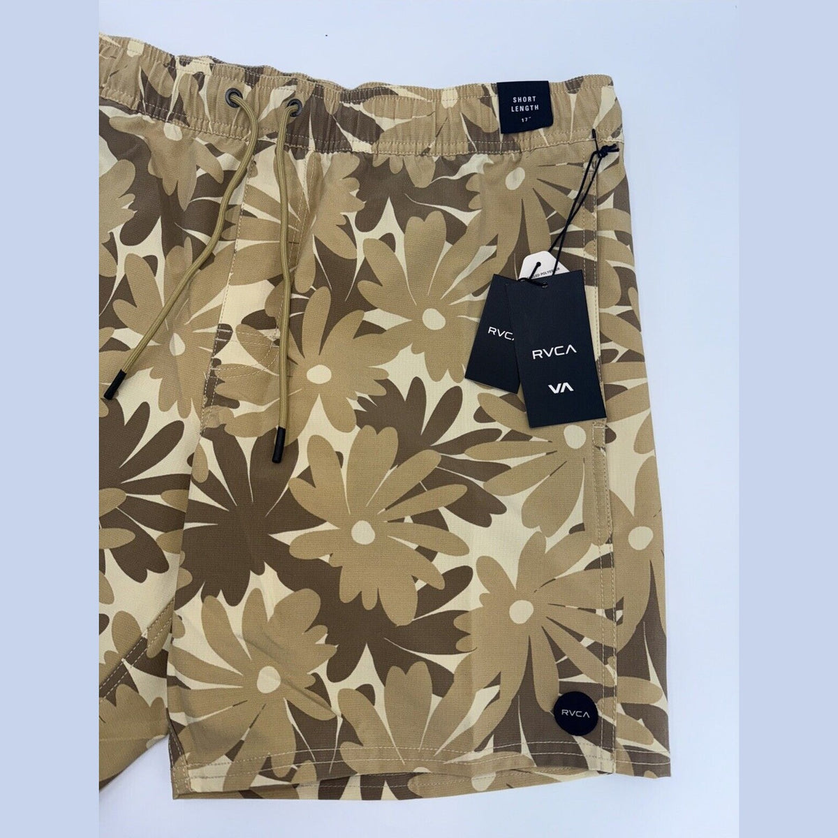 $66 RVCA Men’s Va Pigment 17" Print Shorts- Khaki Beige- Large -New