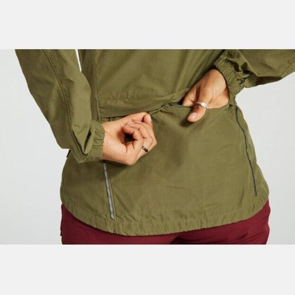 $180 Fjallraven Women's Rider’s Wind Jacket- Olive Khaki- Medium- New Tag