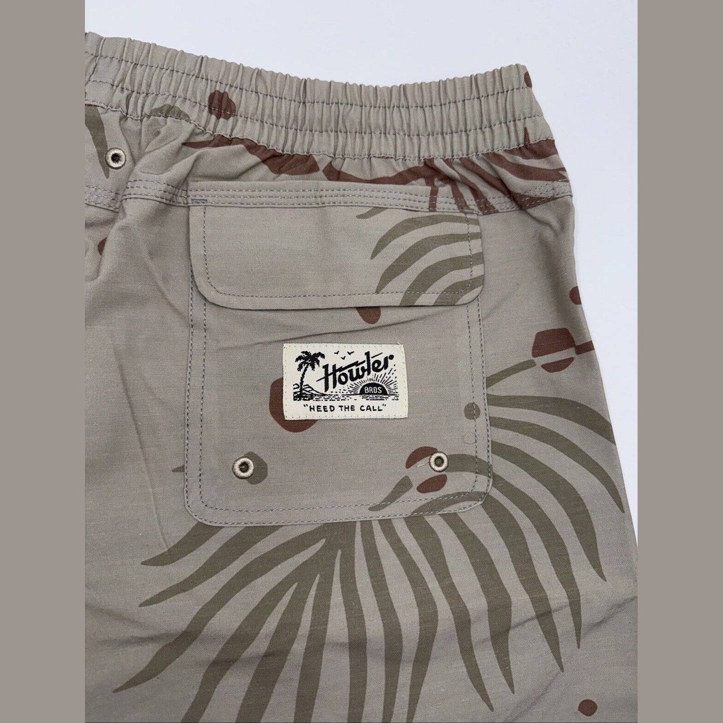 $59 Howler Bros Men’s Deep Set Boardshorts Swim Trunks- Forest Beige-XLarge- NEW