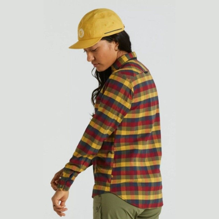 $180 FjallRaven Women’s Rider’s Flannel Plaid Thick Shirt- Flag Multi-Small-New