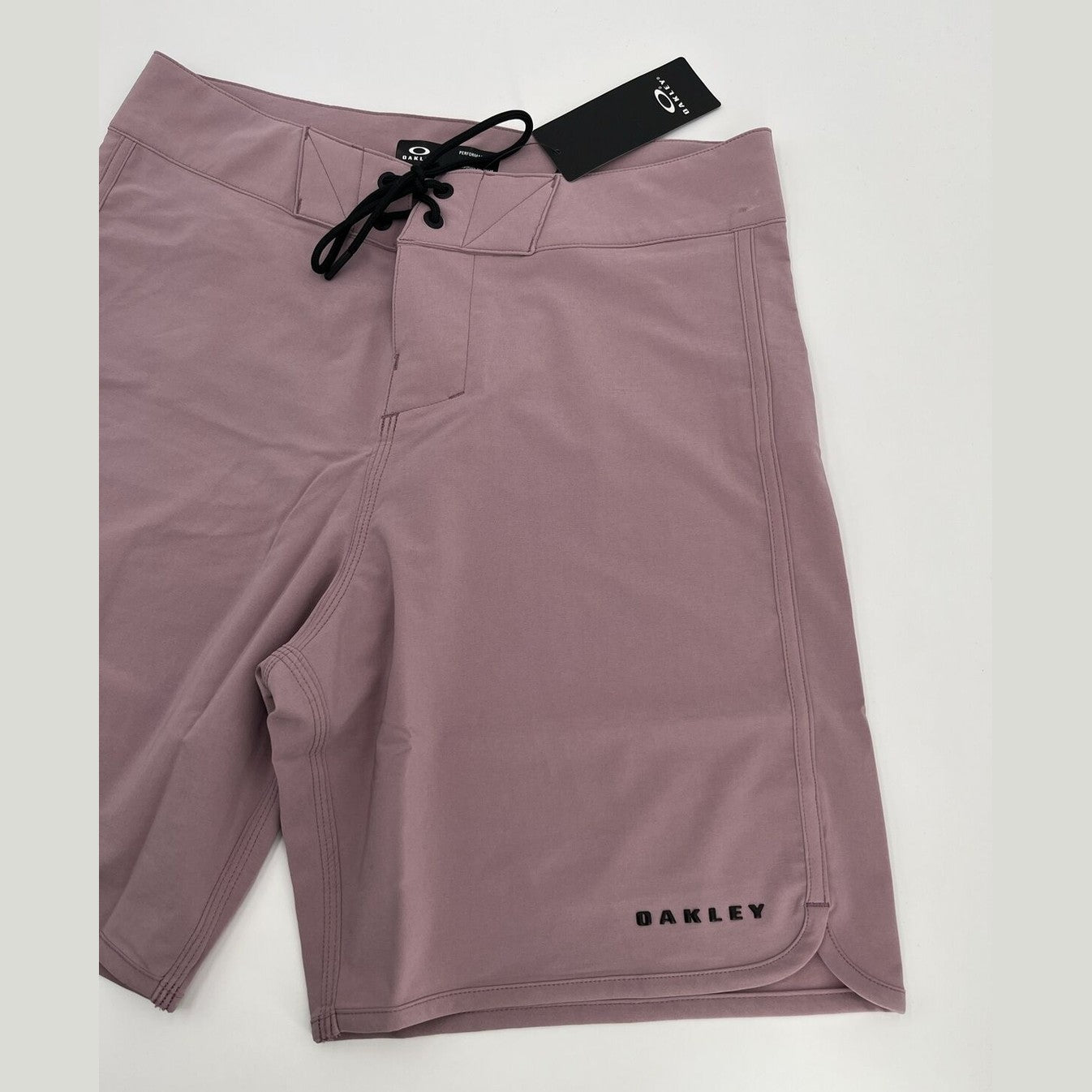 $45 Oakley Men’s Solid 19 inches Board Swim Shorts- Toadstool -Size: 30”-New
