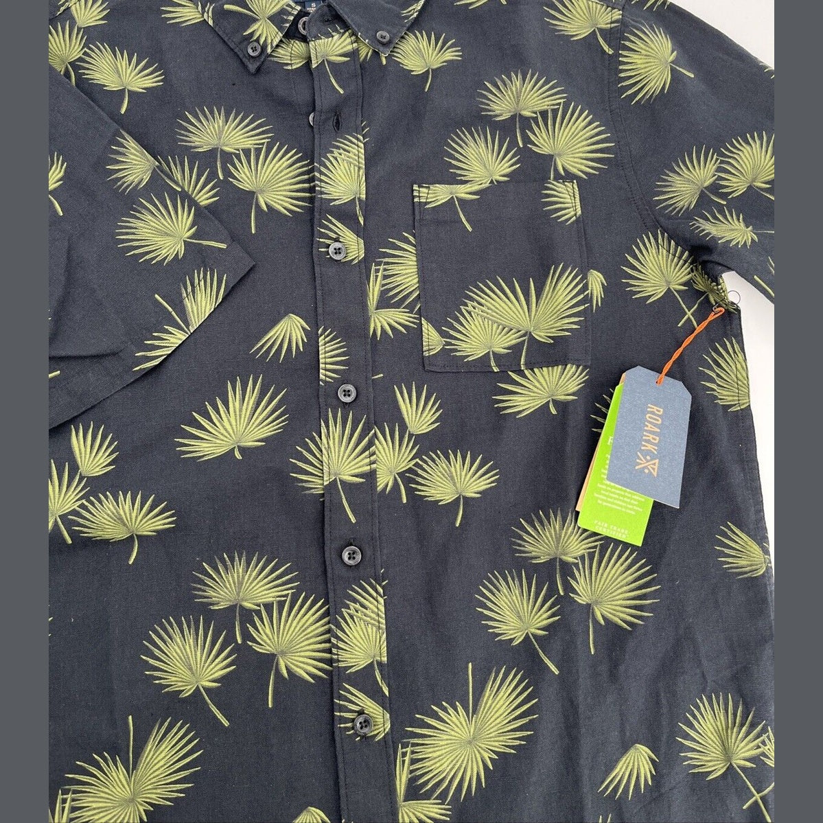 $75 Roark Men’s Scholar Fronds SS Button Shirt- Black/Khaki-Small-New Tags
