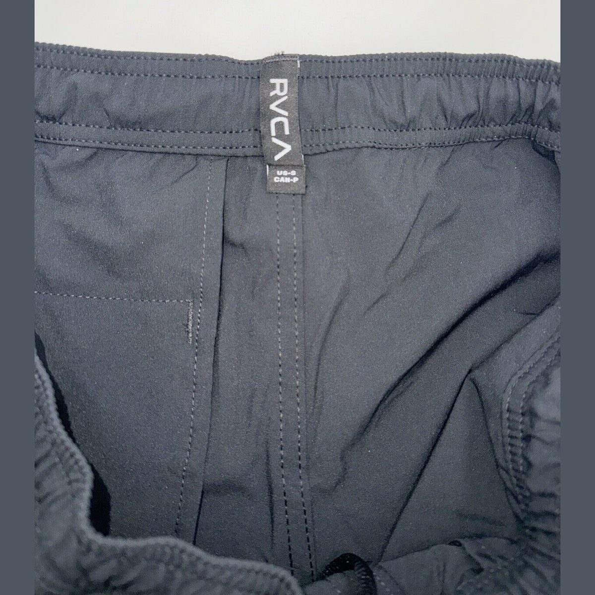 $66 RVCA Men’s Kevin EW Hybrid 17" Athletic Shorts- Black - Small -New Tag