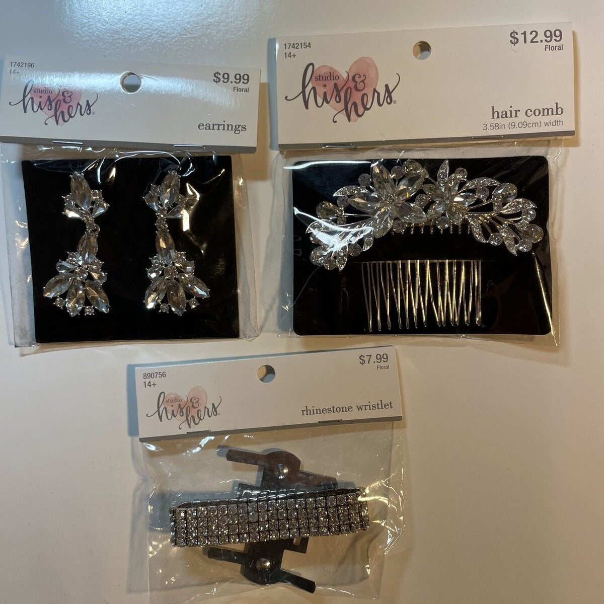 Combo Lot 3 PCs Studio His & Hers WEDDING Set: EARRING - HAIR COMB - Bracelet
