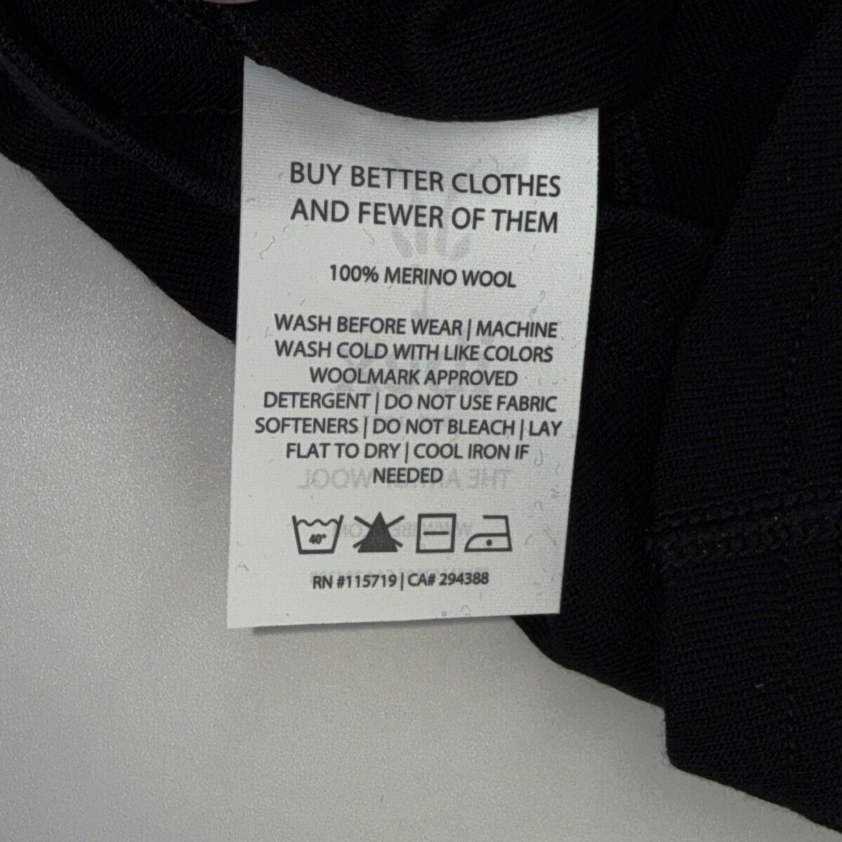 $60 Ibex Neck/Face Gaiter 100% Merino Wool Breathable Unisex-  Black- New Tags