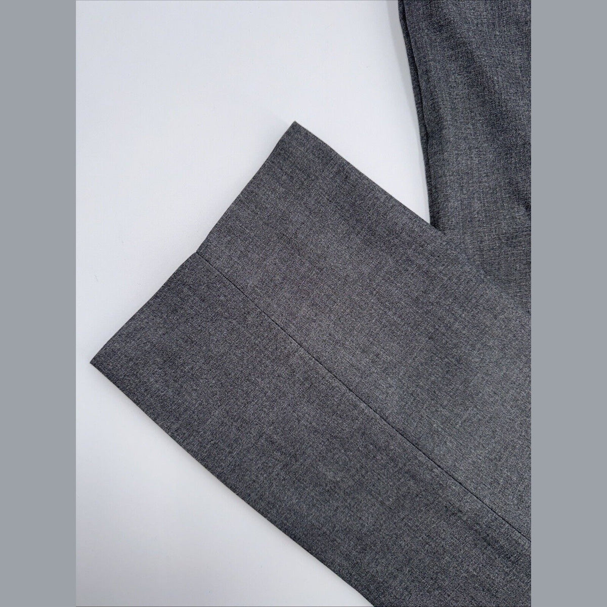 $95 Perry Ellis Men's Slim-Fit Flat Front Dress Pants - Alloy Grey-30W 30L-New