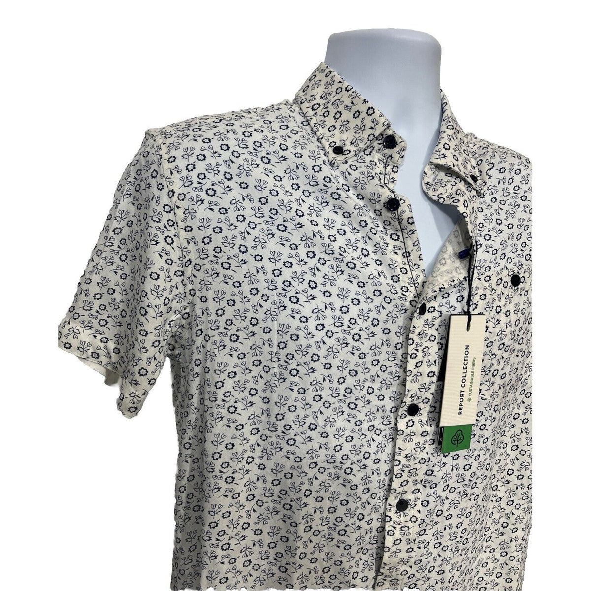 $59 Report Collection Men’s Tropical Print Short Sleeve Button Down-Navy-Small