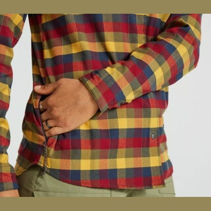 $180 FjallRaven Women’s Rider’s Flannel Plaid Thick Shirt- Flag Multi-Small-New
