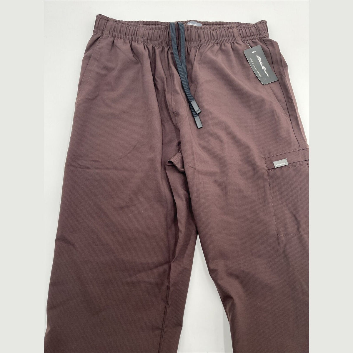 $75 Eddie Bauer Men’s Frontier Lightweight Pants-Chocolate Plum-Medium-New Tag