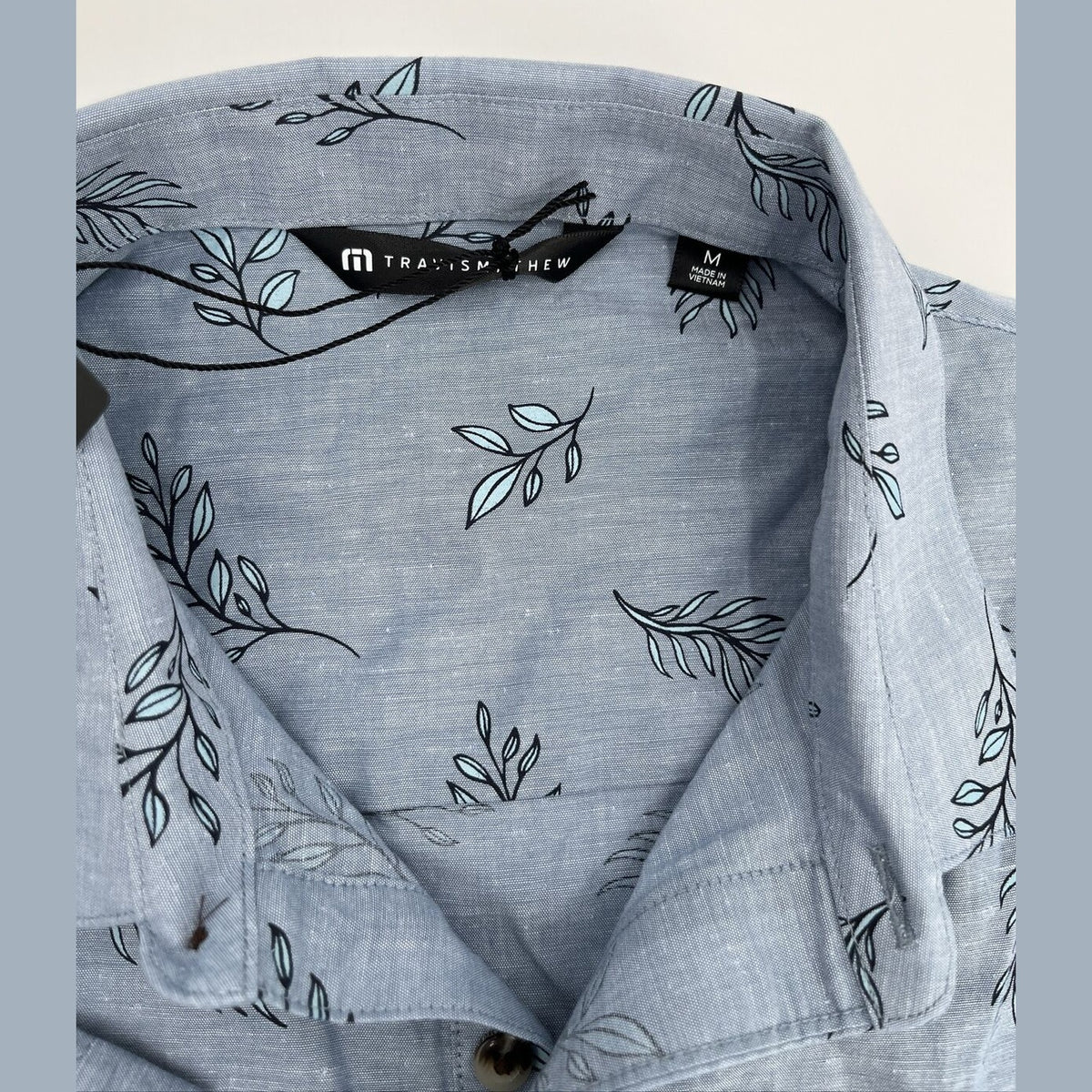 $110 Travis Mathew Men’s Pay Load Button Down Shirt-Quiet Harbor-Medium-New