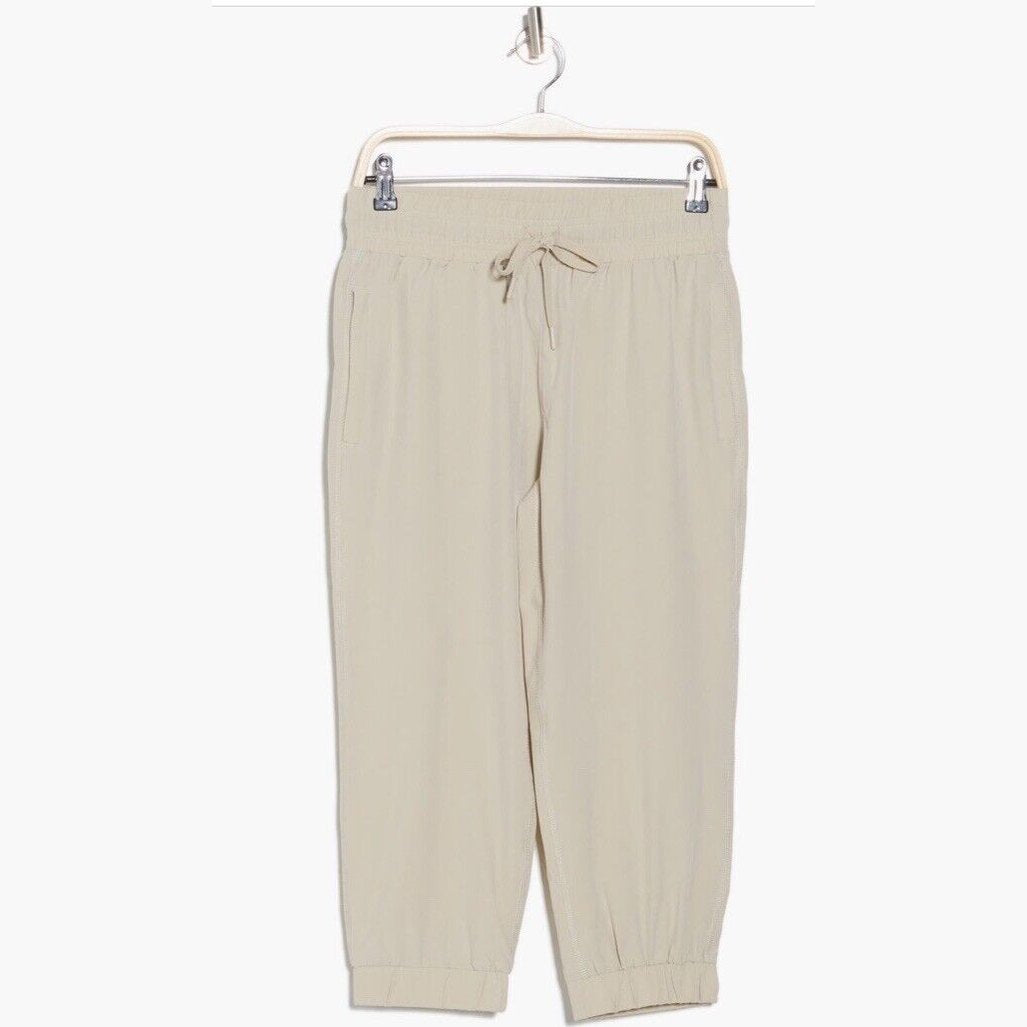 $58 Kyodan Women’s Woven Capri- Tapioca- Medium