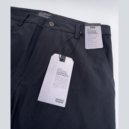 $69 Levi’s Men’s XX Chino Standard Tech Pants- Black -33W x 32L - New With Tags