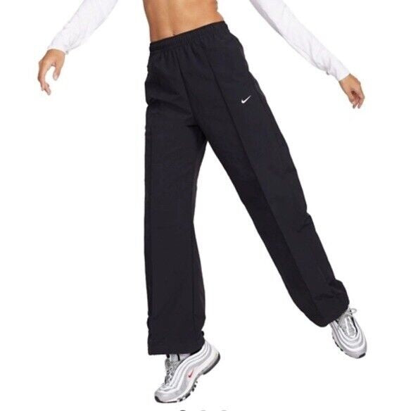 $85 Nike Women’s Sportswear Everything Wovens Pants- Black - Medium- New