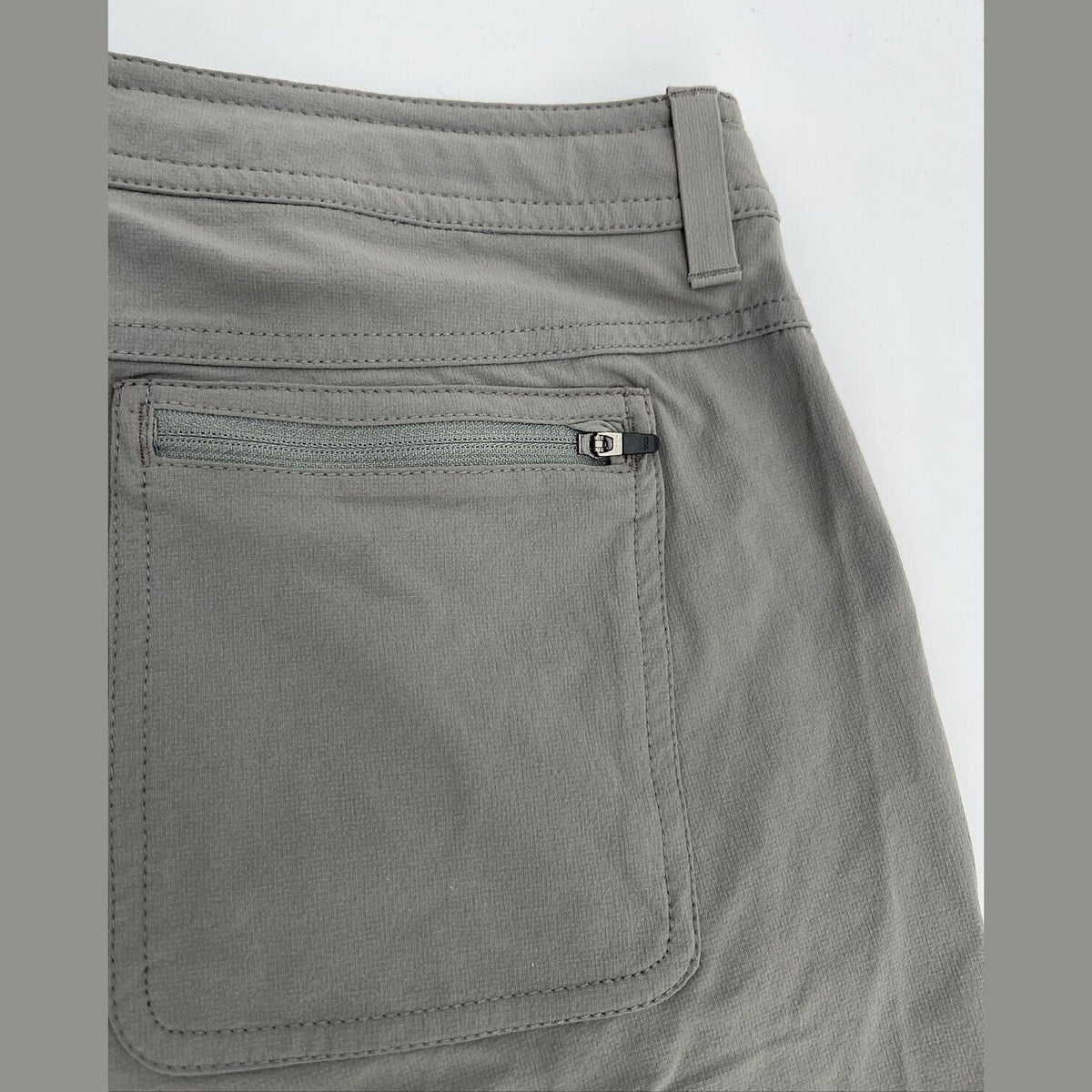 $85 Outdoor Research Women’s Ferrosi 7-inch Shorts-Pewter - Size: 4 (29”W) -New