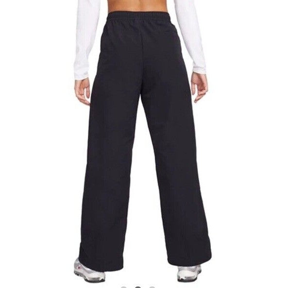 $85 Nike Women’s Sportswear Everything Wovens Pants- Black - Medium- New