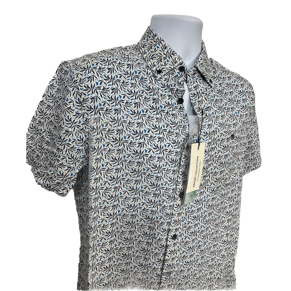 $59 Report Collection Men’s Tropical Print Short Sleeve Button Down-Blue-Small