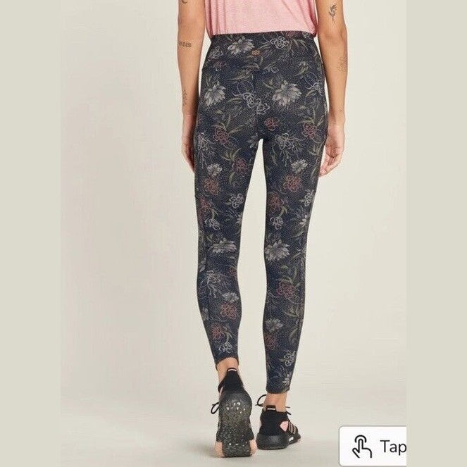 $75 Sherpa Adventure Women’s Nisha Tight Leggings-SW23015-Black Floral-Medium